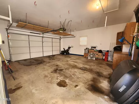 Exterior - 924 Constitution Dr, Bismarck, ND 58501 photo 6 of 15