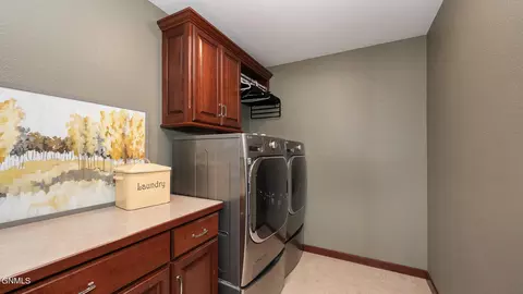 4909 Cornice Dr, Bismarck, ND 58503 photo 44