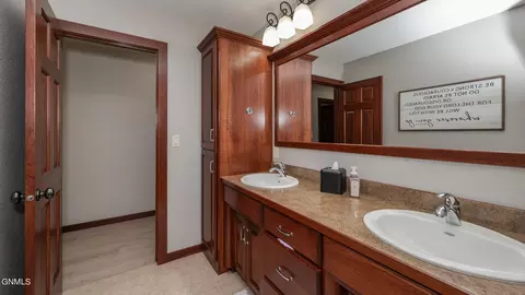 4909 Cornice Dr, Bismarck, ND 58503 photo 49