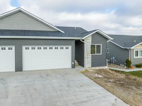 Exterior - 3202 E Divide Ave, Bismarck, ND 58501 photo 9 of 14