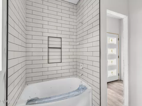 Bath - 3202 E Divide Ave, Bismarck, ND 58501 photo 3 of 5