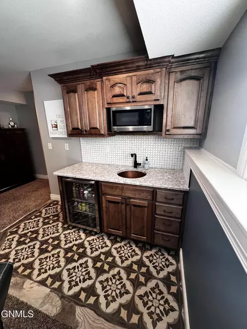 1519 Creekside Dr, Williston, ND 58801 photo 55