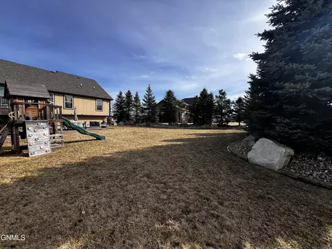 1519 Creekside Dr, Williston, ND 58801 photo 66