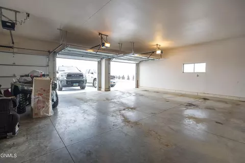 885 188th Ave NE, Baldwin, ND 58521 photo 10