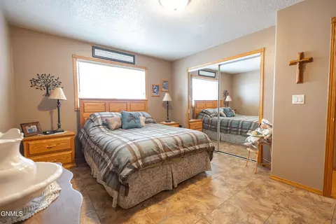 885 188th Ave NE, Baldwin, ND 58521 photo 28