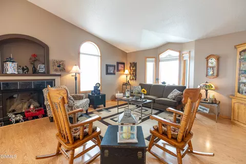 885 188th Ave NE, Baldwin, ND 58521 photo 16