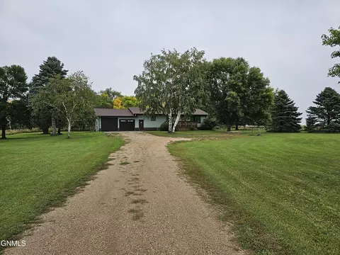 9065 Nd-11, Ellendale, ND 58436