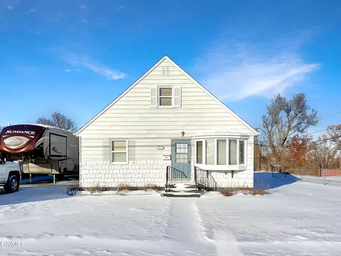 710 14th St W, Williston, ND 58801