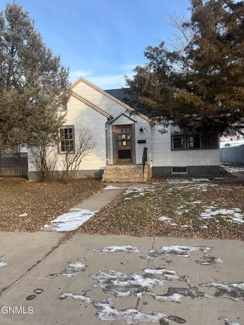 812 Main St, Williston, ND 58801