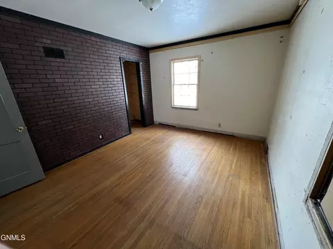 812 Main St, Williston, ND 58801 photo 5
