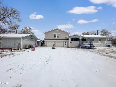 118 3rd Ave Sw Ave SW, Garrison, ND 58540