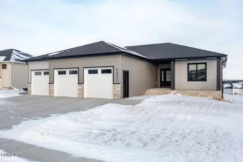 5211 Jasper Dr, Bismarck, ND 58503 photo 43
