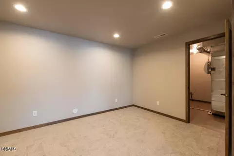 5211 Jasper Dr, Bismarck, ND 58503 photo 37