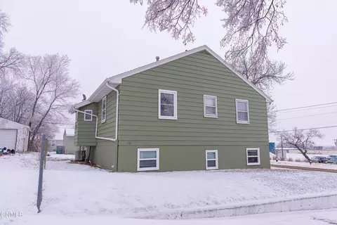 2302 Rosser Ave, Bismarck, ND 58501 photo 41