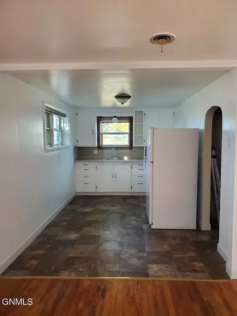 2302 Rosser Ave, Bismarck, ND 58501 photo 44