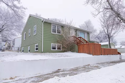 2302 Rosser Ave, Bismarck, ND 58501 photo 40