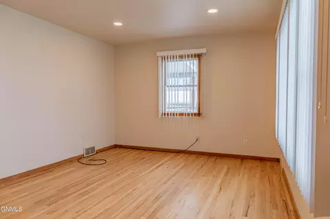 2302 Rosser Ave, Bismarck, ND 58501 photo 16