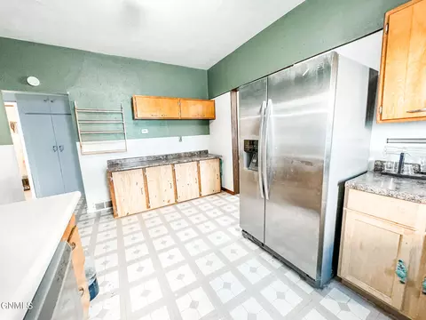 702 University Ave, Williston, ND 58801 photo 6