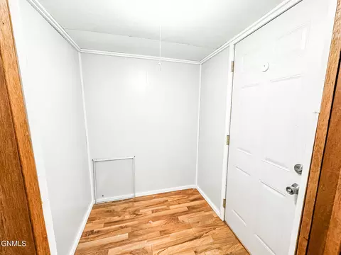 702 University Ave, Williston, ND 58801 photo 4