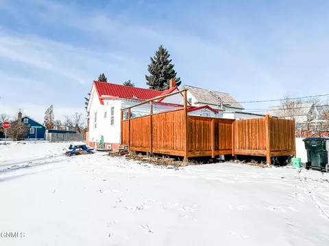 702 University Ave, Williston, ND 58801 photo 23