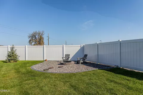 2006 34th Ave SE, Mandan, ND 58554 photo 47