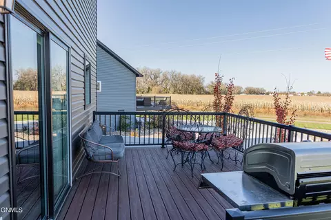 2006 34th Ave SE, Mandan, ND 58554 photo 50