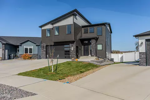 2006 34th Ave SE, Mandan, ND 58554 photo 40