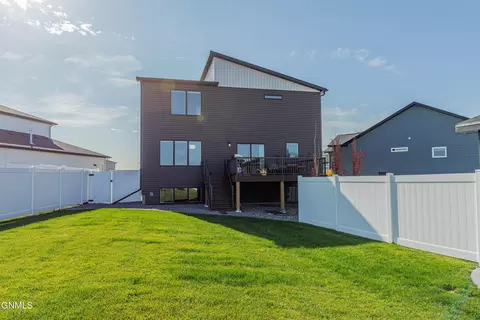2006 34th Ave SE, Mandan, ND 58554 photo 48
