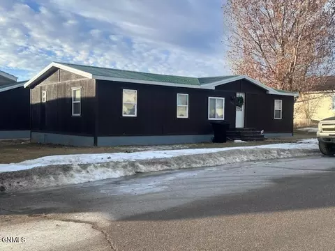 1821 32nd St W, Williston, ND 58801 photo 22
