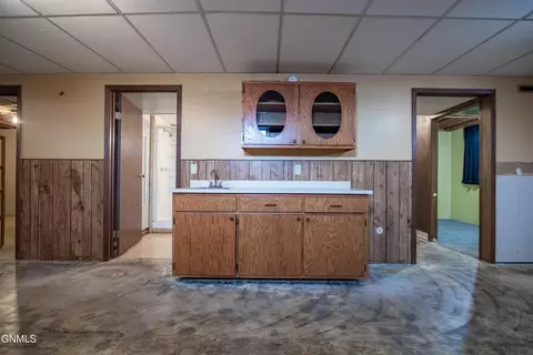 859 Dell Avenue Ave, Dickinson, ND 58601 photo 18