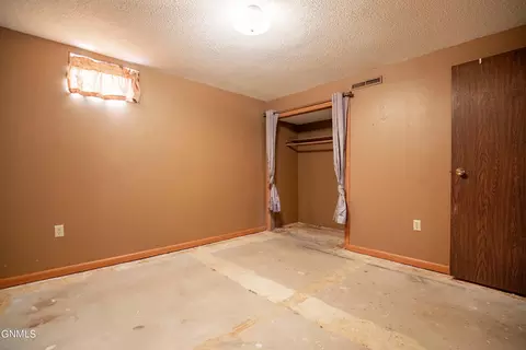 859 Dell Avenue Ave, Dickinson, ND 58601 photo 19