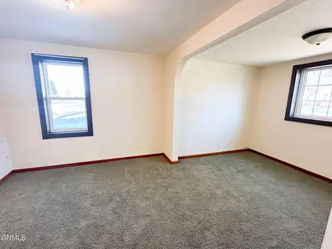 303 3rd Ave SW, Steele, ND 58482 photo 10