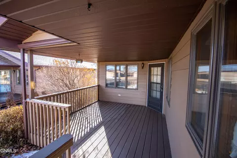 1973 E Capitol Ave, Bismarck, ND 58501 photo 3