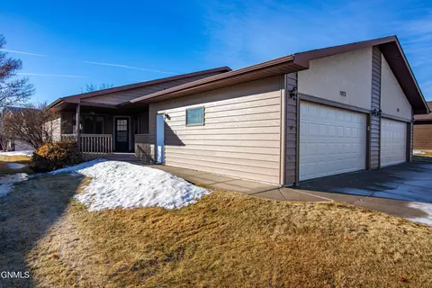 1973 E Capitol Ave, Bismarck, ND 58501 photo 2