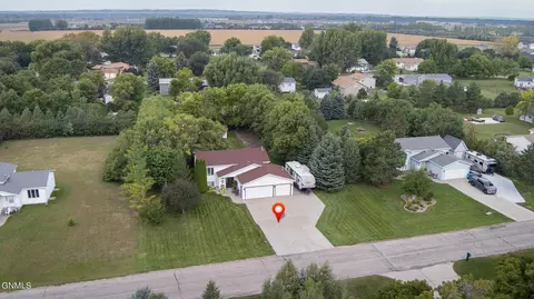 3740 Regent Dr, Bismarck, ND 58504 photo 31