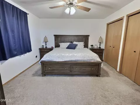 3740 Regent Dr, Bismarck, ND 58504 photo 10