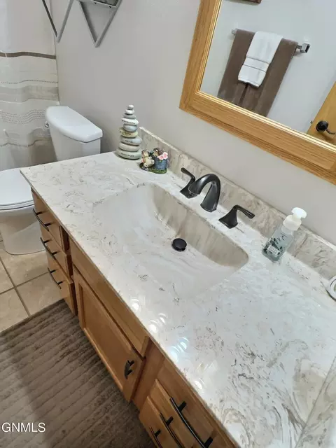 3740 Regent Dr, Bismarck, ND 58504 photo 16