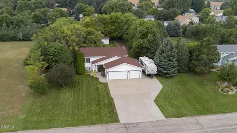 3740 Regent Dr, Bismarck, ND 58504 photo 28