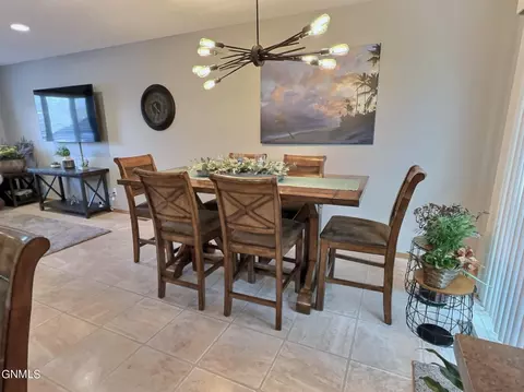 3740 Regent Dr, Bismarck, ND 58504 photo 7