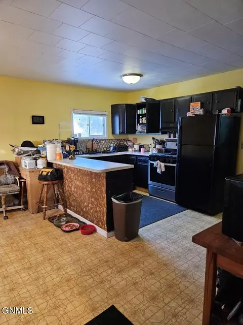 Kitchen - 3790 County Rd 90, Hebron, ND 58638 photo 1 of 2