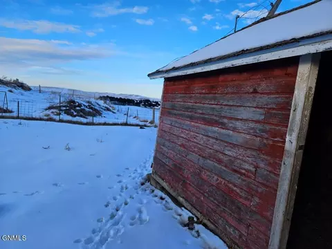 View/Area - 3790 County Rd 90, Hebron, ND 58638 photo 2 of 14
