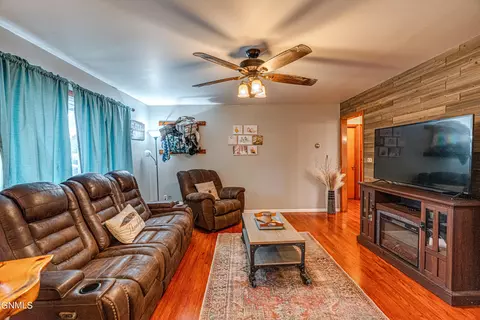 1609 Monte Dr NW, Mandan, ND 58554 photo 15