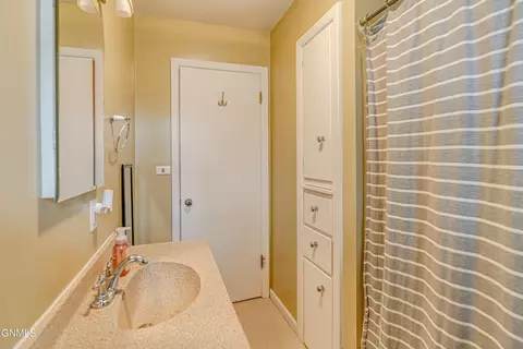 1609 Monte Dr NW, Mandan, ND 58554 photo 24