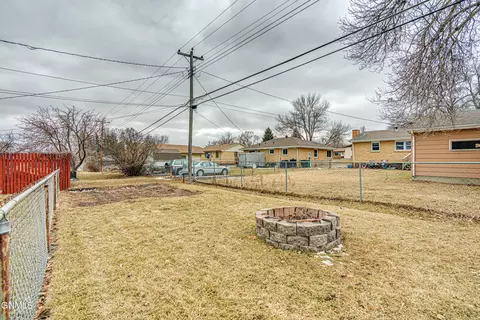 1609 Monte Dr NW, Mandan, ND 58554 photo 44