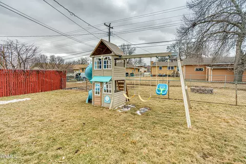 1609 Monte Dr NW, Mandan, ND 58554 photo 46