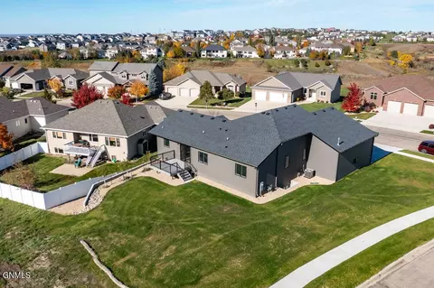 1205 Eagles View Ln, Bismarck, ND 58503 photo 38