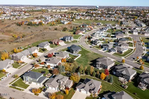 1205 Eagles View Ln, Bismarck, ND 58503 photo 40