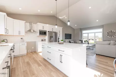 1205 Eagles View Ln, Bismarck, ND 58503 photo 9