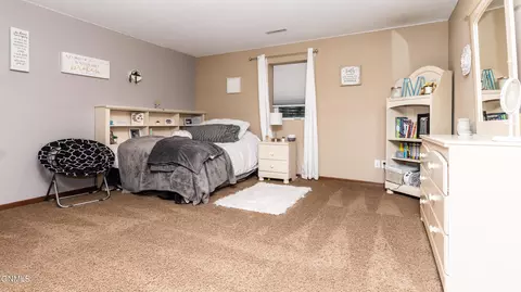 Bedroom - 1420 Talon Rd, Bismarck, ND 58503 photo 8 of 9