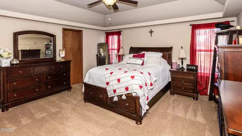 Bedroom - 1420 Talon Rd, Bismarck, ND 58503 photo 2 of 9